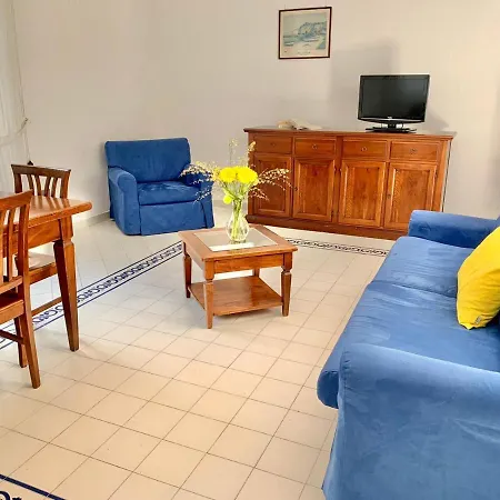 Apartment Antico Palazzo Scala *