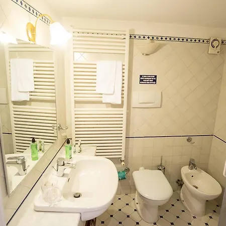 アンティコ パラッツォ スカーラ *