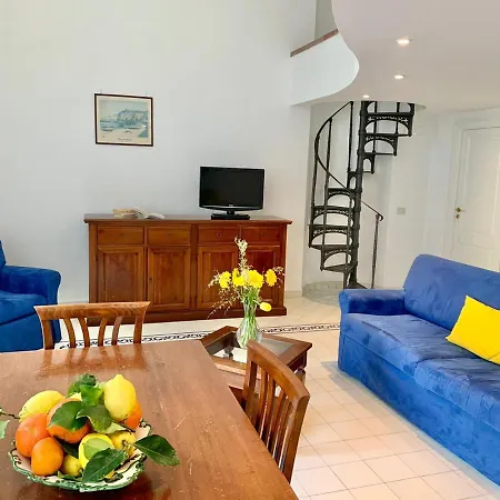 Antico Palazzo Scala Apartment