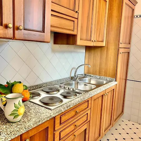 アンティコ パラッツォ スカーラ アパート