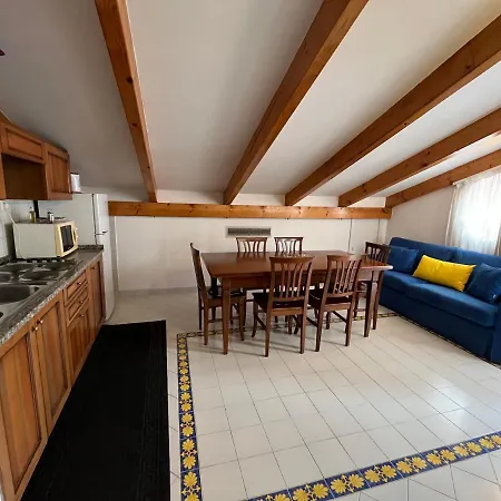 Apartment Antico Palazzo Scala *